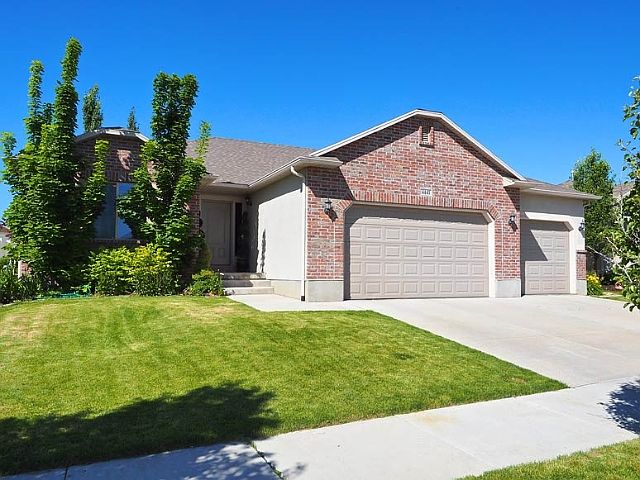 1st image of 4441 W Kootenai St