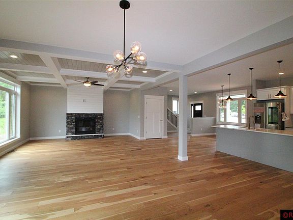 5th image of 208 Oak Marsh Dr
