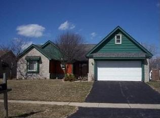 2821 Quincy St, Oregon, OH 43616