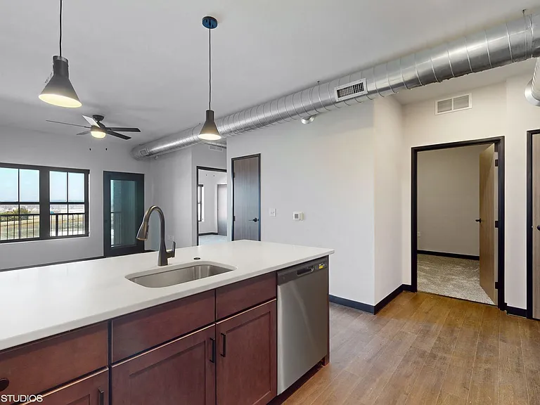 151 Lofts — Photo 26