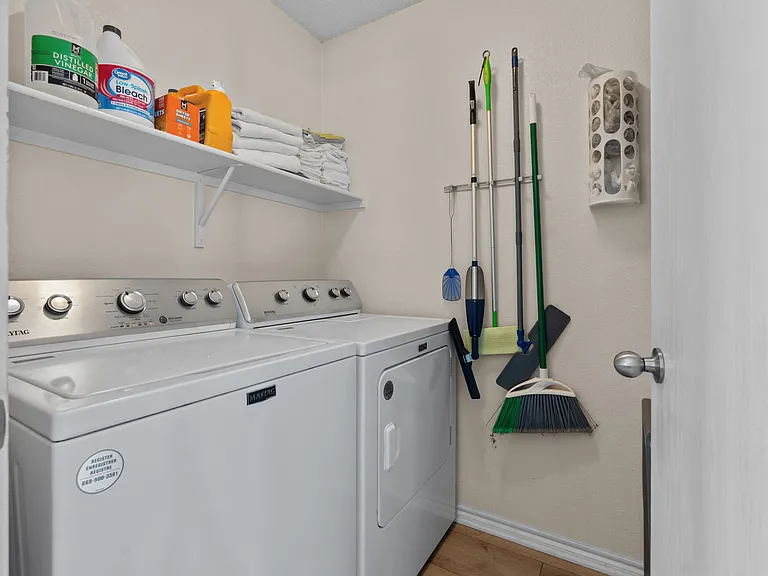 1708 Sierra Meadow Ln — Photo 19