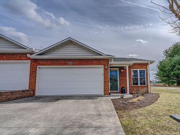 2nd image of 31 Stonedale Dr