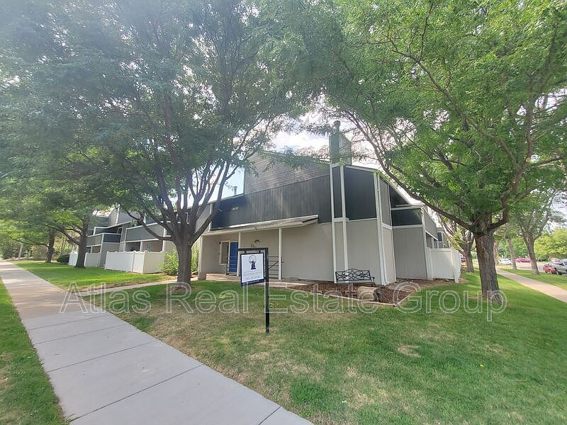 1st image of 1300 12th St Unit 215