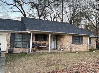 1100 W 13th St, Hope, AR 71801