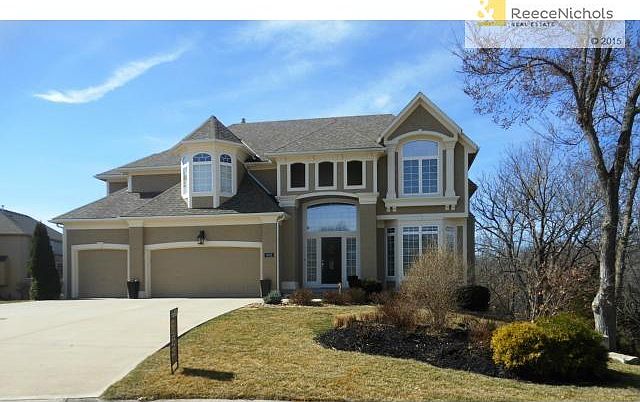 1st image of 1032 NE Serenity Cir