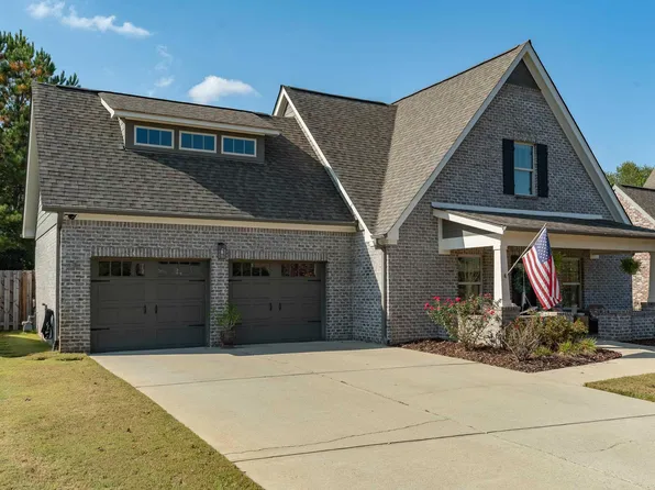 422 Lake Chelsea Way, Chelsea, AL 35043