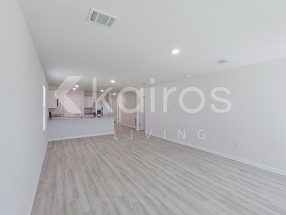 5th image of 14231 War Admiral Ave