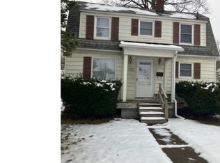 1634 Pennsylvania Ave, Marysville, MI