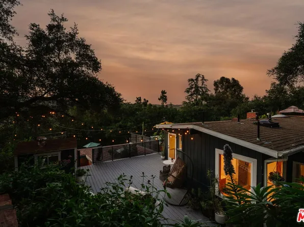 21114 Colina Dr, Topanga, CA 90290