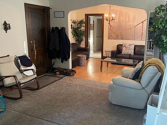 3rd image of 1844 Grand Ave APT 1