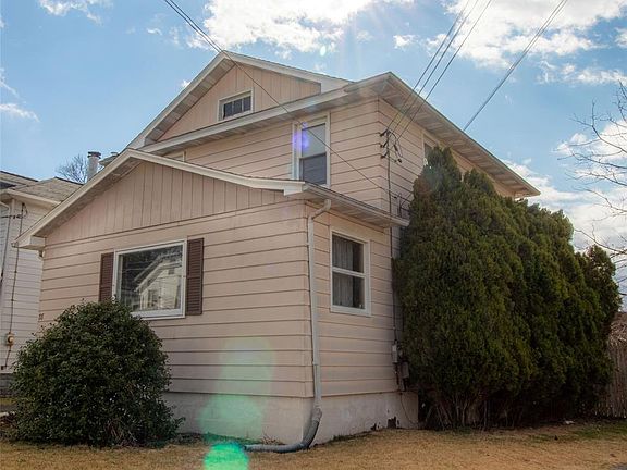2nd image of 78 Theron St