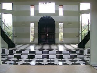Grand entry with 2 staircases