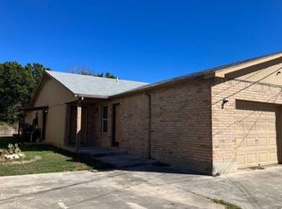 1302 N Bishop St, San Marcos, TX 78666