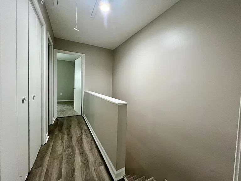 905 Brett Dr #E — Photo 22