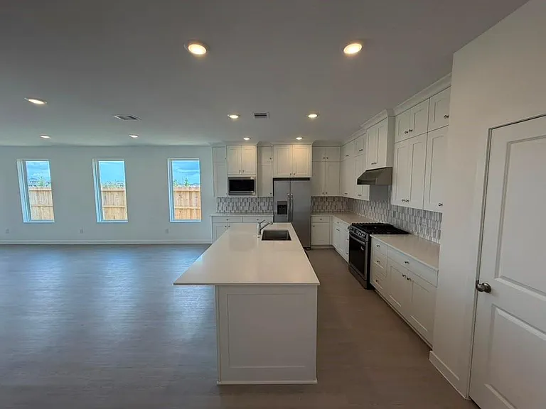 2847 Garden Mdw — Photo 9