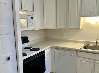 6 Villa Verde Dr UNIT 303, Buffalo Grove, IL 60089