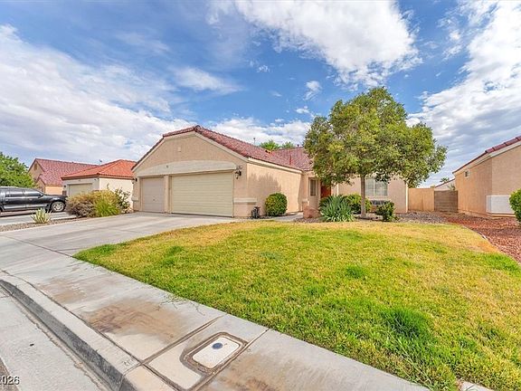 2nd image of 2707 Gardenia Flower Ave