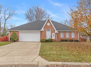 1263 Holiday Ln E, Brownsburg, IN 46112