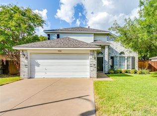 1132 Victoria Dr, Saginaw, TX 76131