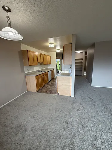 Floor plan 2 Bedroom 1-5 Bathroom