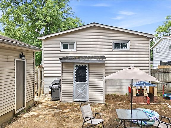 3rd image of 64 Morningside Rd