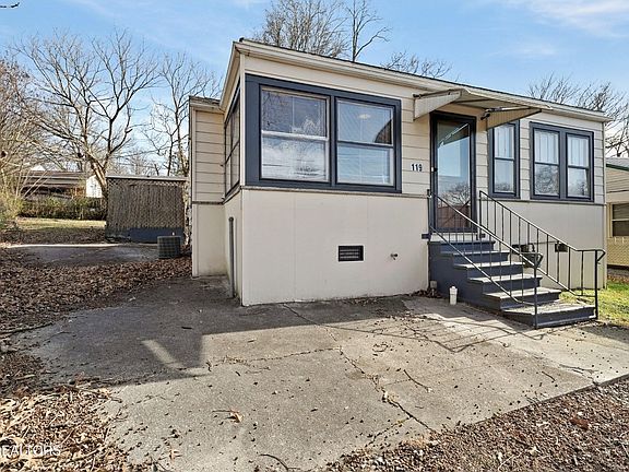 3rd image of 119 James Ave
