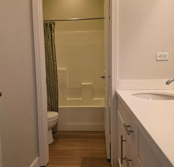 15236 Davenport St — Photo 26