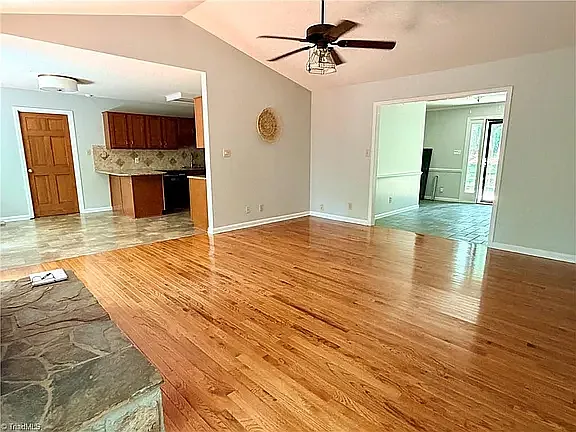 6907 Ridge Haven Rd — Photo 5