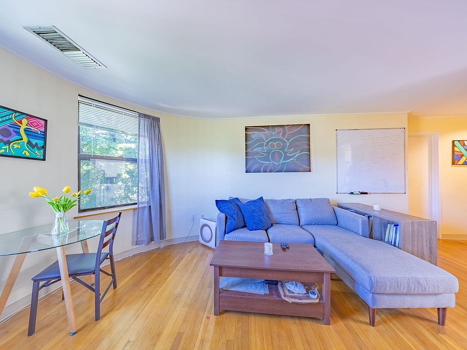 1st image of 102 Gainsborough St APT 402E