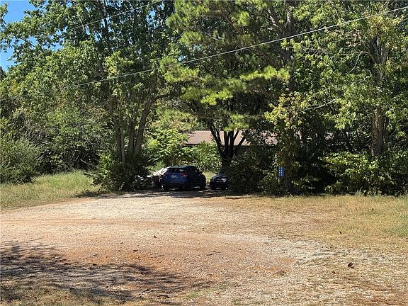 3rd image of 3941-3953 N Gulley Rd