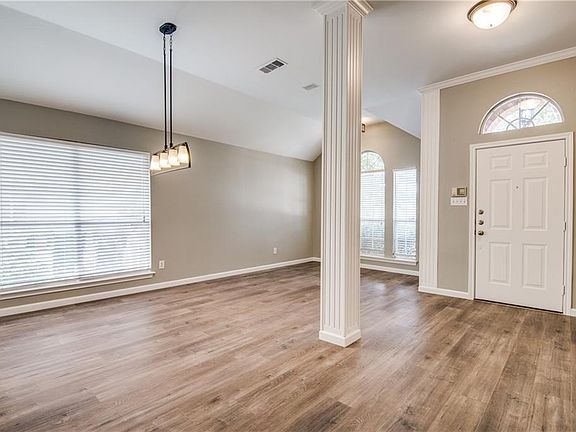 3rd image of 5404 Lakeland Dr