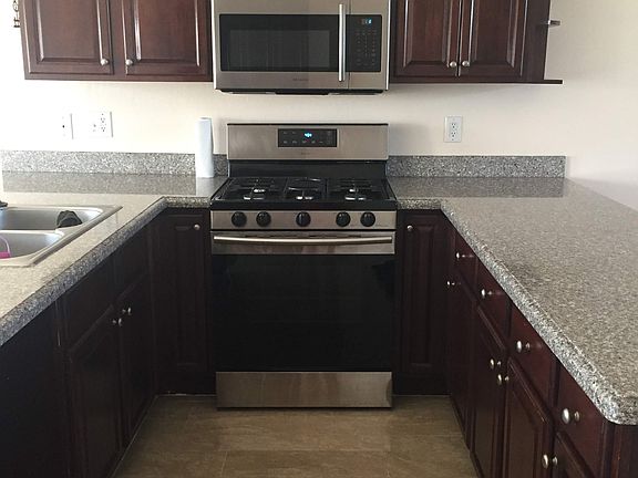 5th image of 2707 Giovanetti Ave