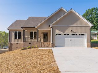 6914 Cooley Rd, Ooltewah, TN 37363
