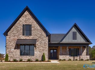 7813 Lake Walk Way, Owens Cross Roads, AL 35763