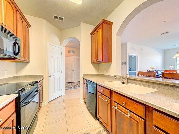 5th image of 1626 Peregrine Cir Unit 209