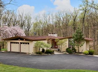 20 Schoolhouse Ln, Morristown, NJ 07960