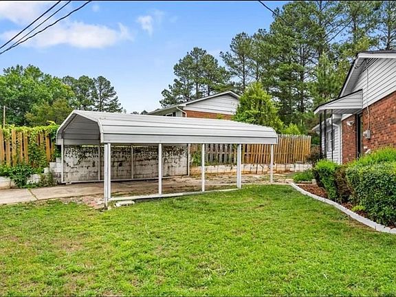 2nd image of 5005 Farmoor Cir