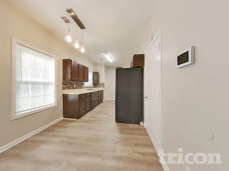 114 Millwheel Dr — Photo 6