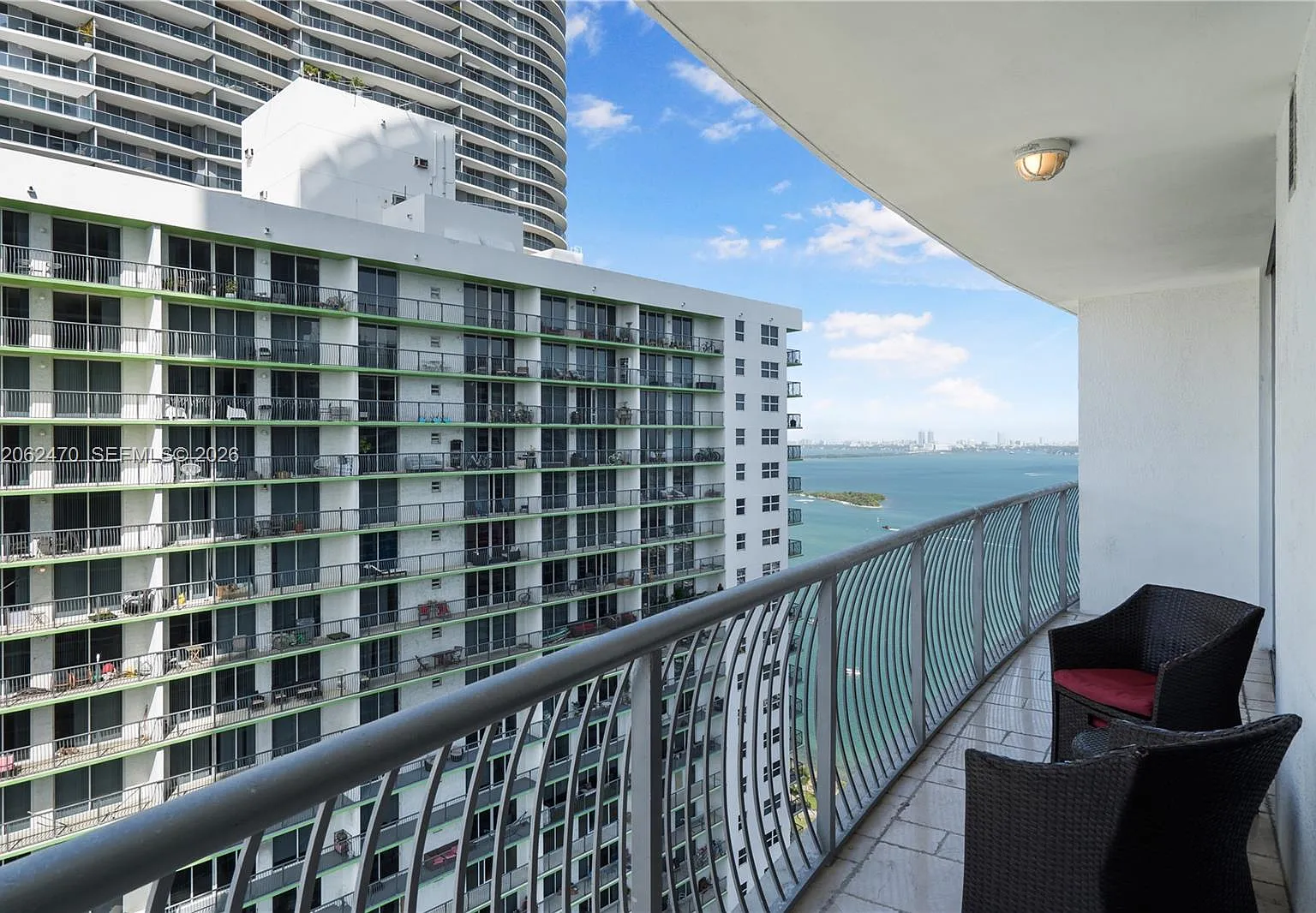 Opera Tower Condo — Photo 1