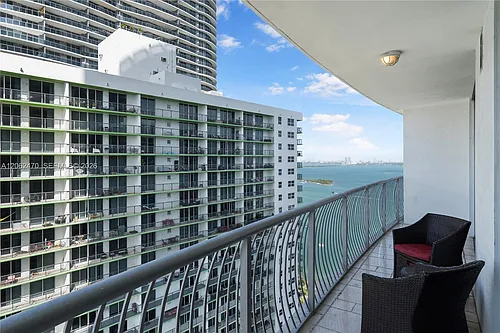 1750 N Bayshore Dr #3409 Photo 1