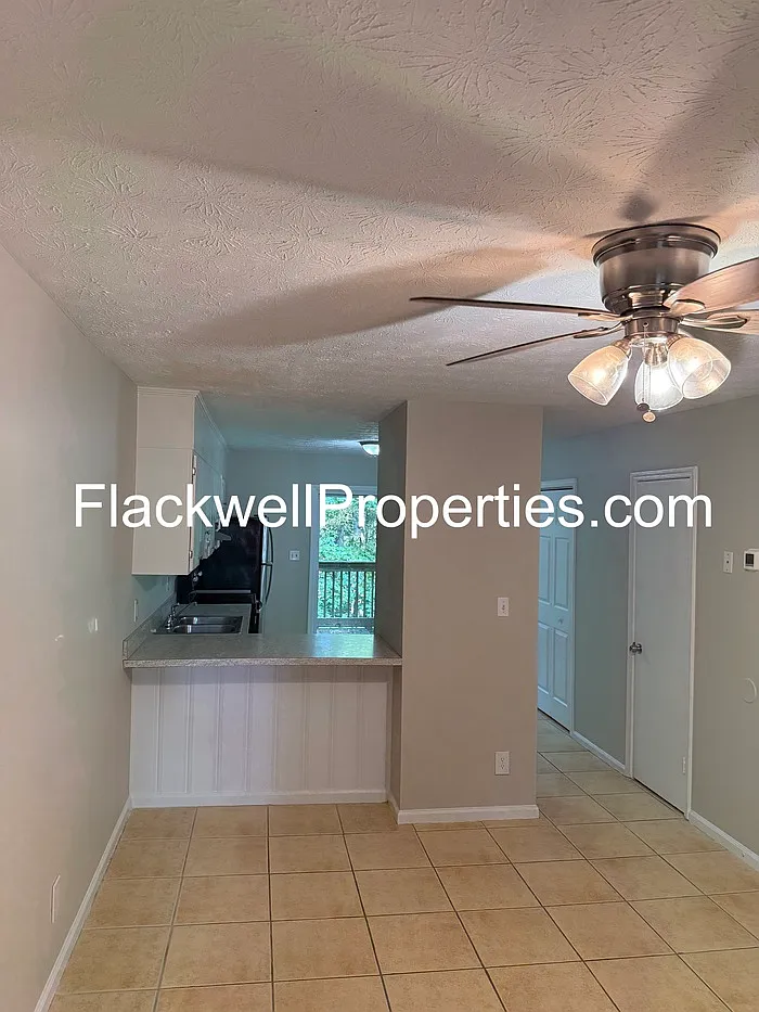 2 bed, 1.5 bath, $1,350 — Photo 1