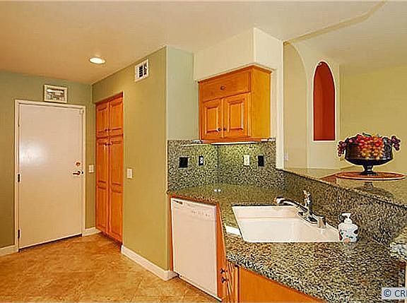 4th image of 2466 Sunningdale Dr