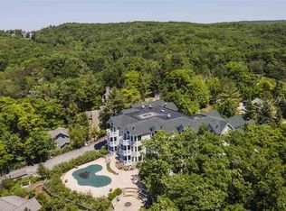 24 Stony Brook Ldg, Glen Arbor, MI 49636