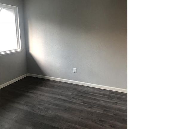 5th image of 1558 Crucero Dr APT 4