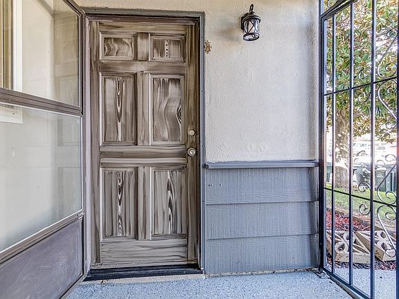 5th image of 5825 Larry Way