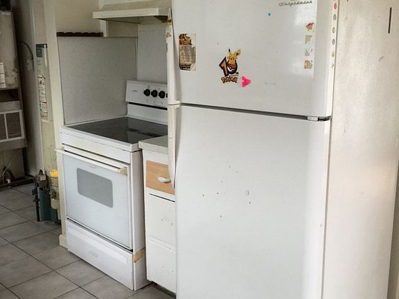 5th image of 778 E Beverly Ave