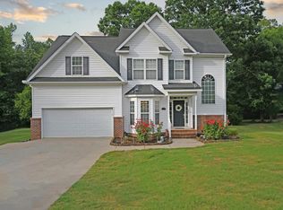 107 Culbertson Ct, Greenwood, SC 29649