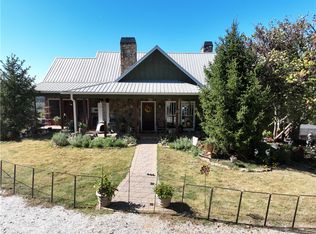 284 River Rd, Westminster, SC 29693