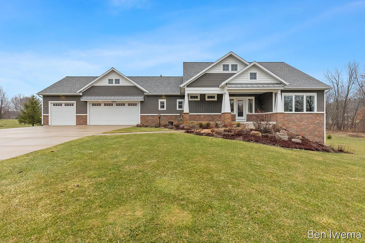 5555 Cannon Meadows Dr NE photo 1