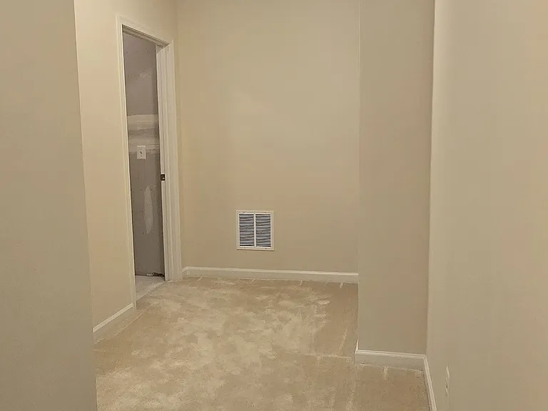 107 Alabaster Ln — Photo 15